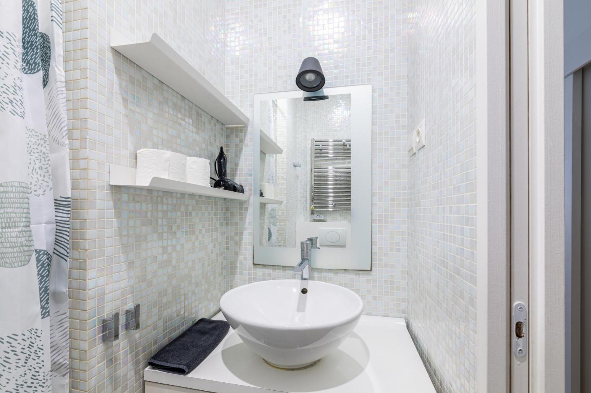Luxurious 1 Bedroom Republique Vinaigriers Free Netflix Paris Exteriör bild
